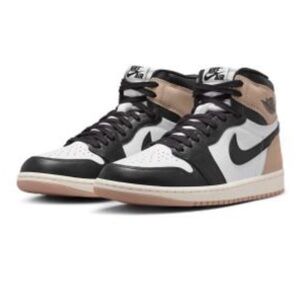 Nike Air Men's Black, White, and Tan Sneakers